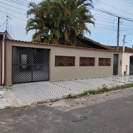 Casa A 50 Metros Da Praia - No Melhor Local Da Pg Villa Прая Гранде Екстериор снимка